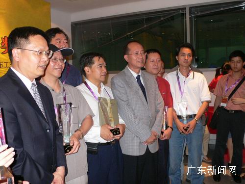第三届文博会中国工艺美术文化创意奖颁奖