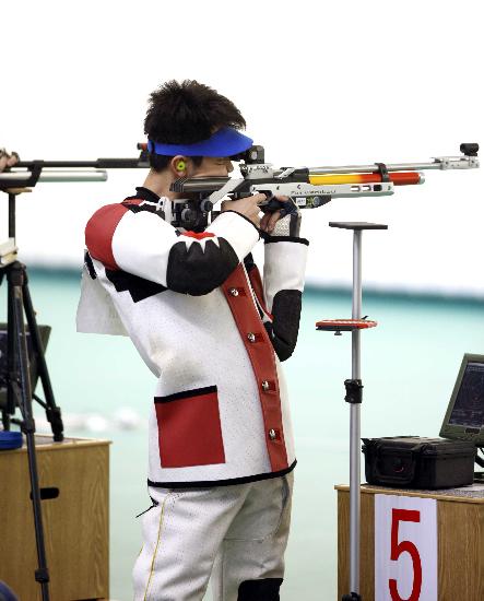 图文-射击世界杯男子10米气步枪