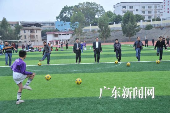 和平县启动青少年校园足球计划 培养足球菁英