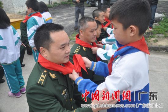 武警阳江支队与江城区教育局开展双拥共建