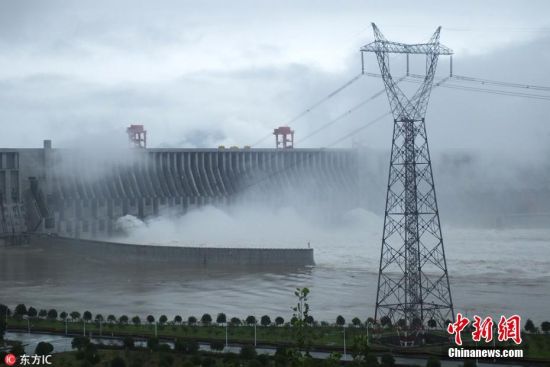 长江2018年第1号洪水正通过三峡库区(7)