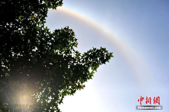 5月7日，在江苏省睢宁县上空拍摄的美丽壮观日晕。中新社发 洪星 摄 图片来源：CNSPHOTO