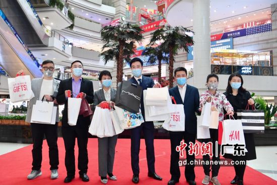 被誉为“华南第一商圈”的广州天河路商圈，5日在新闻通气会上公布最新促消费措施，以加快恢复元气。钱泳彤摄影 