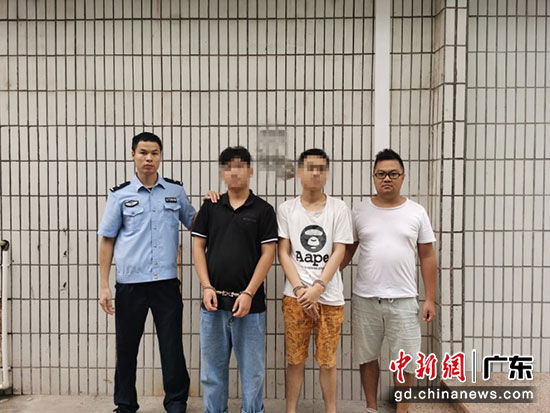 开平警方将犯罪嫌疑人冯某和吴某抓获。开平公安 供图