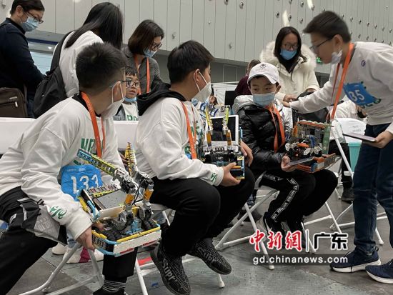 世界机器人大赛总决赛3—6日在佛山举行。许青青 摄 