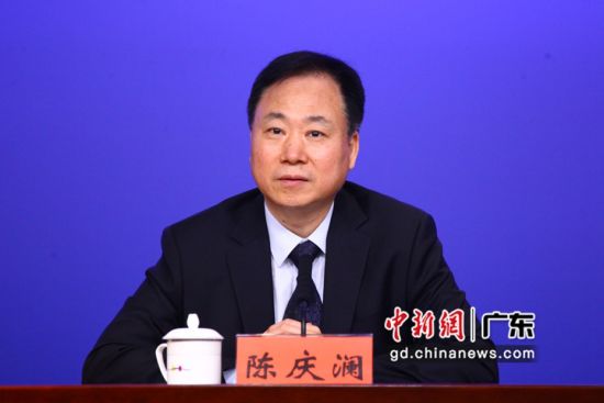 深圳市委宣传部副部长、市文明办主任陈庆澜在发布会上。 作者 申轩