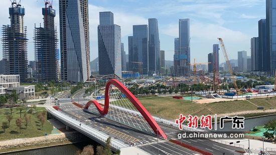 图为深圳听海前海桥(10号桥)景观。中铁四局 供图 