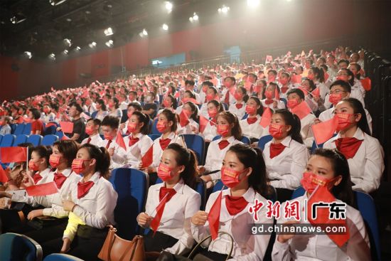 圖為“永遠跟黨走逐夢新時代”惠州市2021年“百歌頌中華”歌詠活動。 作者 惠州市委宣傳部供圖