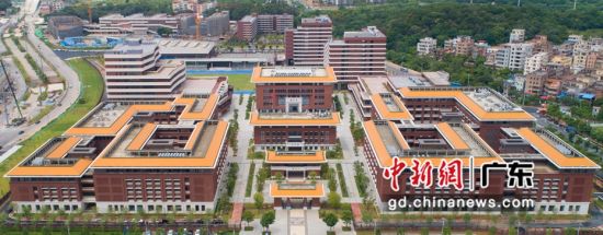 百年名校广雅中学花都校区全面建成启用