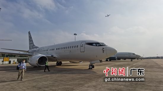 第四届广州商务航空展举行 18架世界名机同场亮相