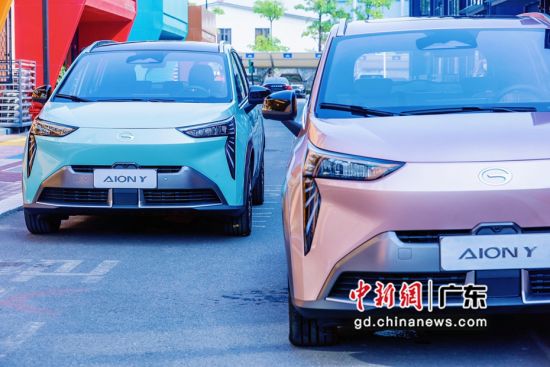 11月1日，广汽埃安AION Y焕新上市，2022款AION Y共推出7款车型。 作者 张小静