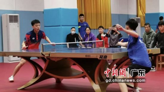 比赛现场 作者 广州市乒乓球协会 供图