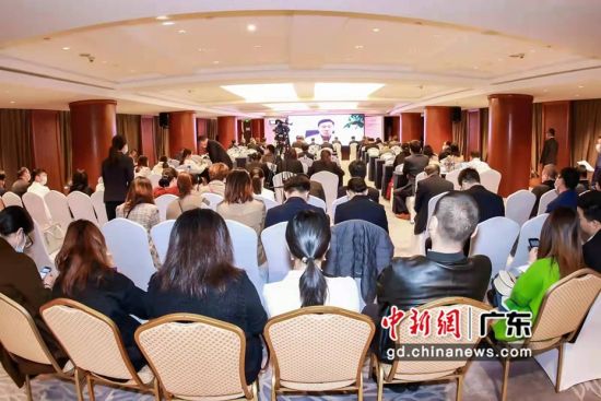 粤港澳大湾区前列腺癌国际论坛在珠海举行。 作者 刘星