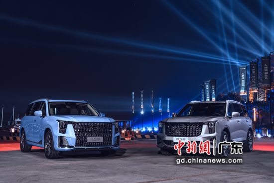 广汽传祺“智能化+混动化”双驱动车型全新第二代GS8于12日晚正式上市。 作者 姚容