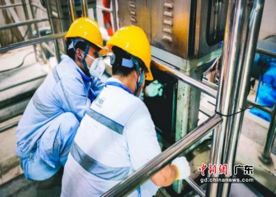 设施车辆设备系统性维修检修“大排查”。 作者 广州排水公司 供图
