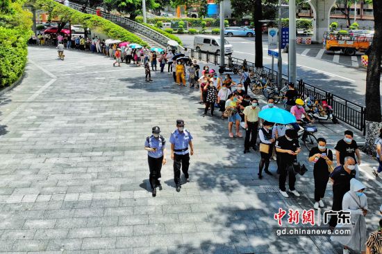 广东警方维护秩序。 作者 广东省公安厅 供图