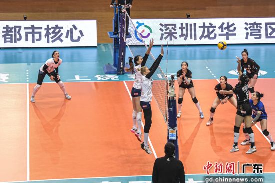 图为2022-2023赛季中国女排超级联赛季军战第二回合比赛现场。 作者 深圳中塞龙华女排 供图