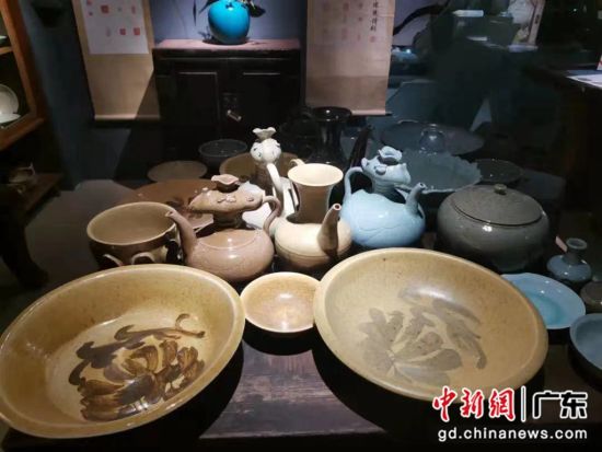 图为西村窑制瓷技艺。 作者 广东省方志馆供图
