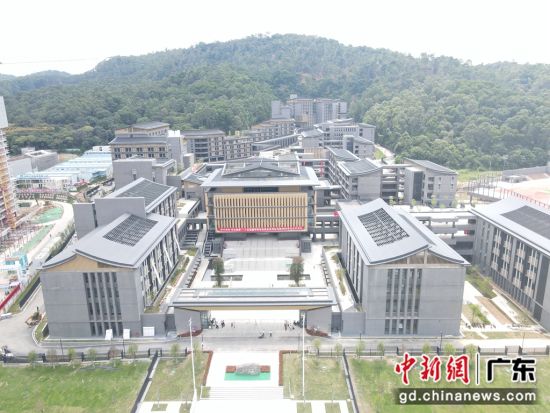 广东实验中学白云校区正式启用