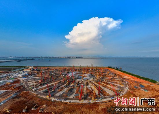 双节假期广州南沙全民文化体育综合体项目加速建设