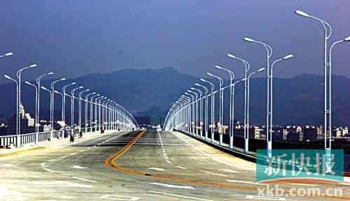 耗资2亿 广东惠东盐洲大桥刚建成就封闭